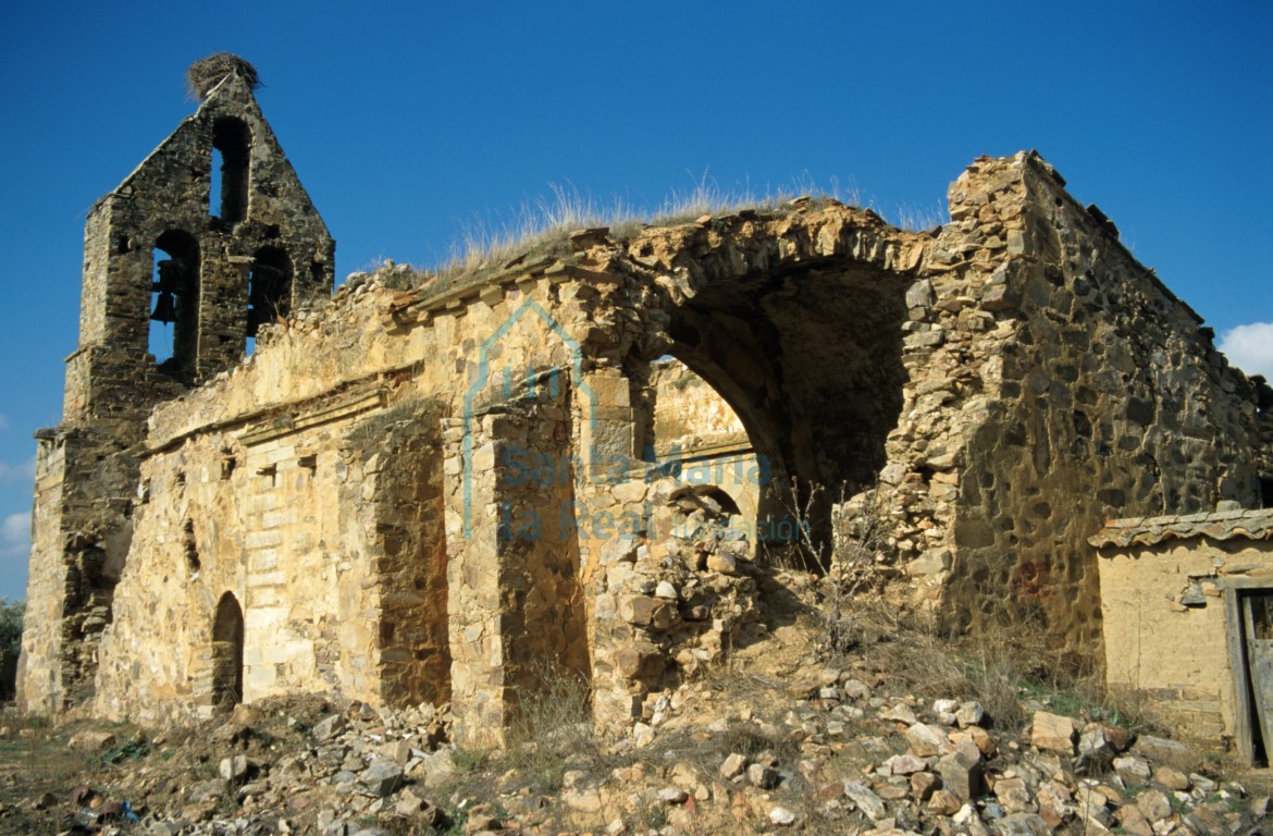 Exterior Exterior