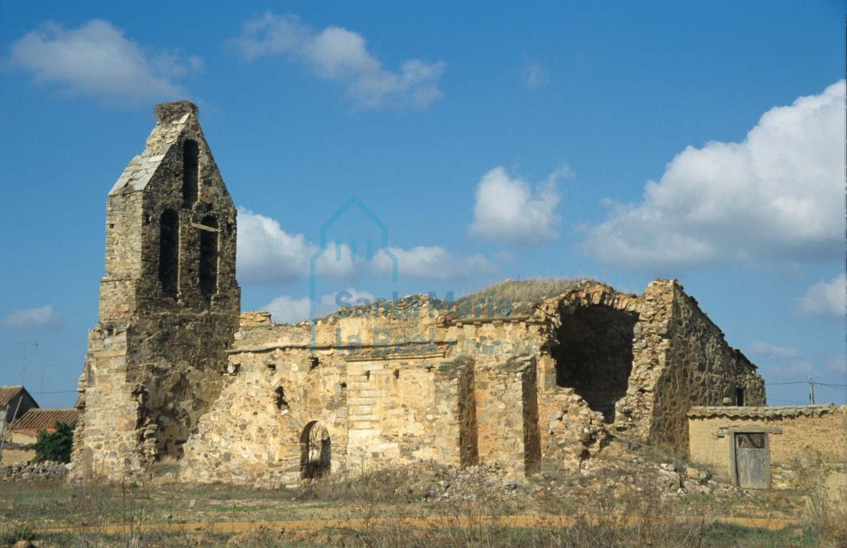 La iglesia vista desde el sureste