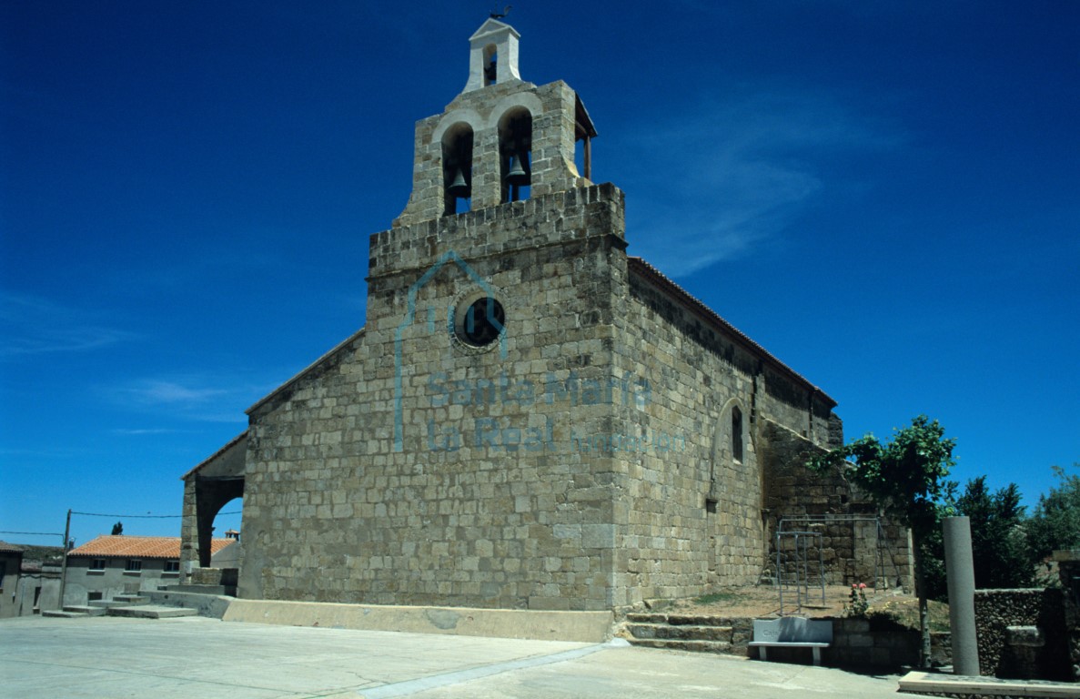 Vista de la fachada occidental