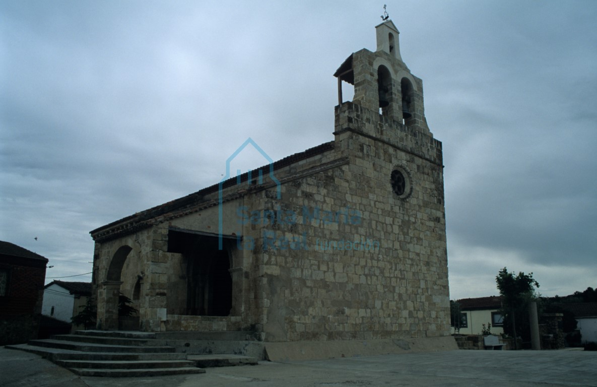 Vista del exterior desde el lado noroeste