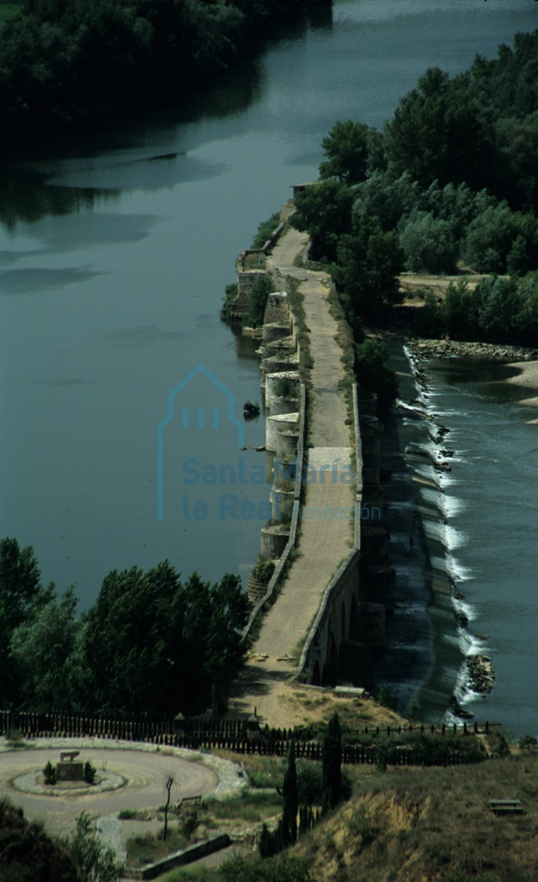 Puente sobre el Duero