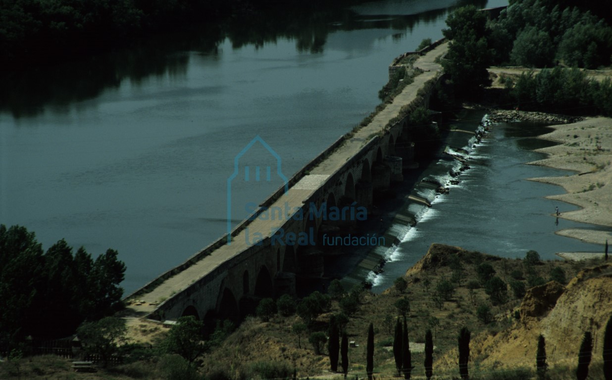 Puente sobre el Duero