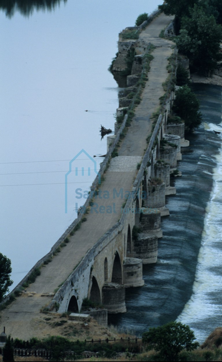 Puente sobre el Duero