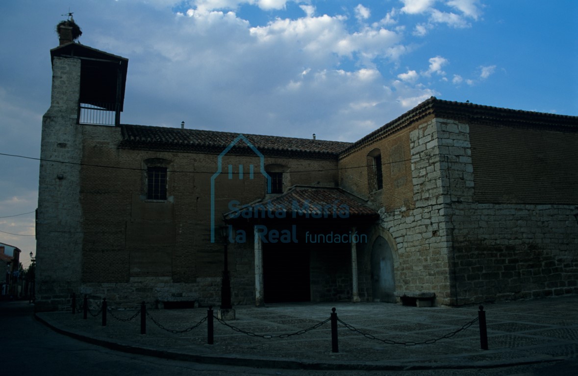 Exterior de la iglesia