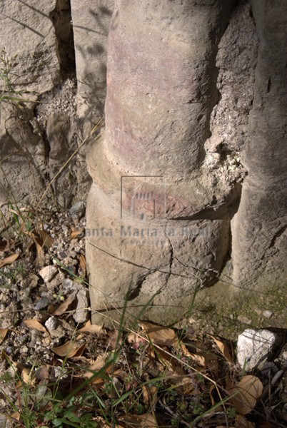 Detalle de columna de la portada