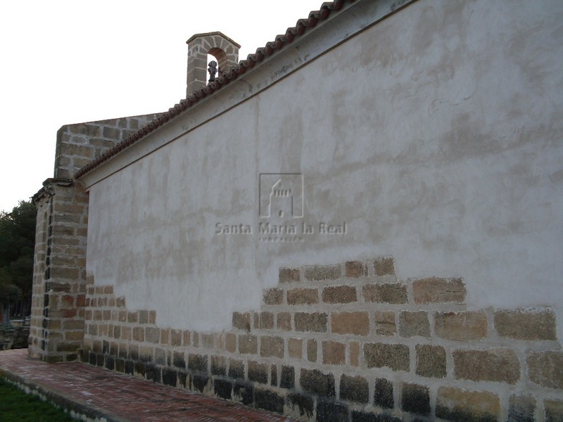 Muro norte de la nave