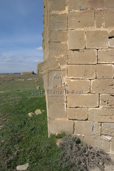 Detalle del arranque de un arco en el ángulo suroccidental