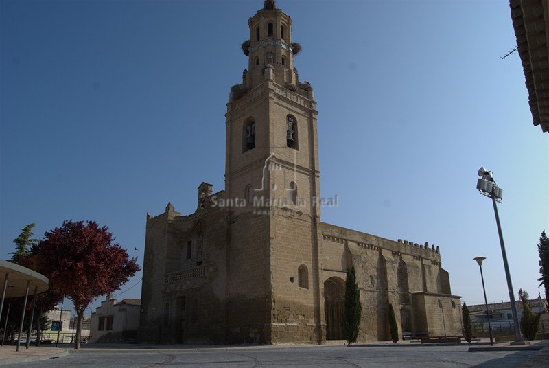 Exterior de la iglesia de Santa María