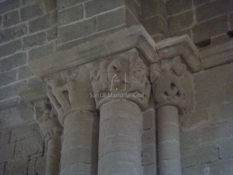 Capiteles del arco triunfal del noroeste. Leyenda de San Gil de Provenza