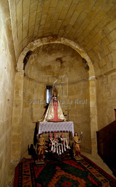 Ábside del Evangelio en la cripta