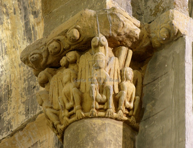 Capitel del brazo norte del crucero, en la iglesia alta