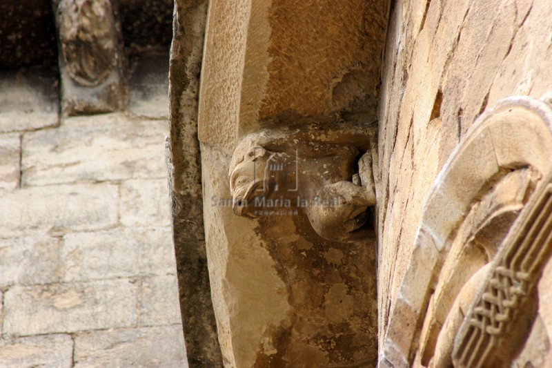 Detalle de canecillo