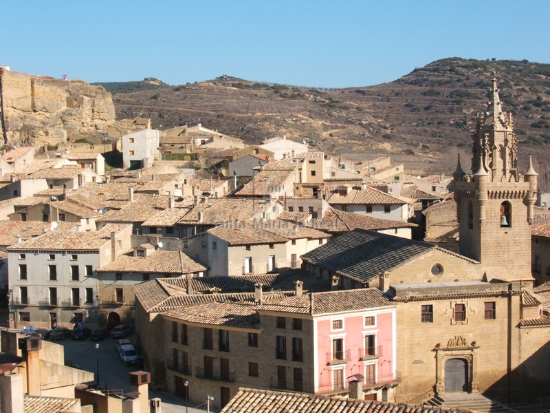 Vista general de la iglesia de Santa María