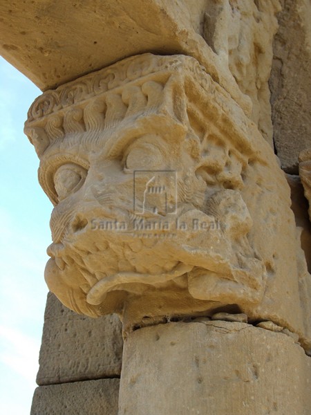 Ménsula de la portada Ménsula de la portada