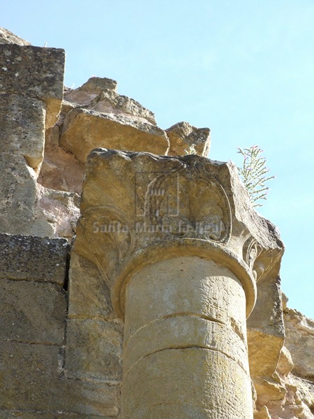 Capitel del interior