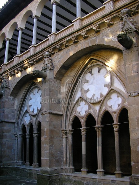 Claustro gótico