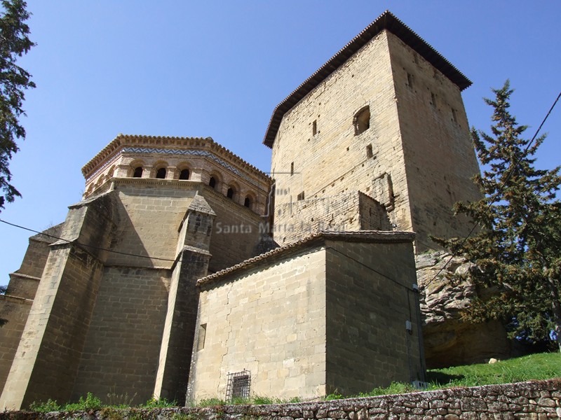 Exterior de la iglesia de San Martín